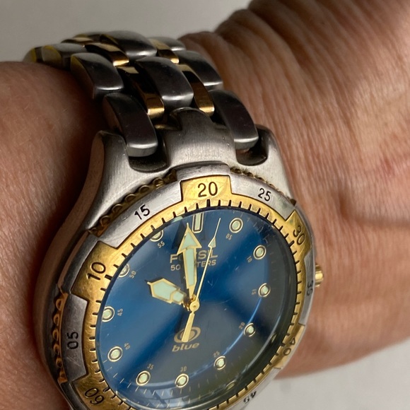 Vintage Fossil Watch Two Tone Blue Dial Round Silver Gold Bracelet am 3250 - Picture 6 of 10